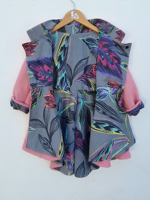 Dutchess Coat - size 4