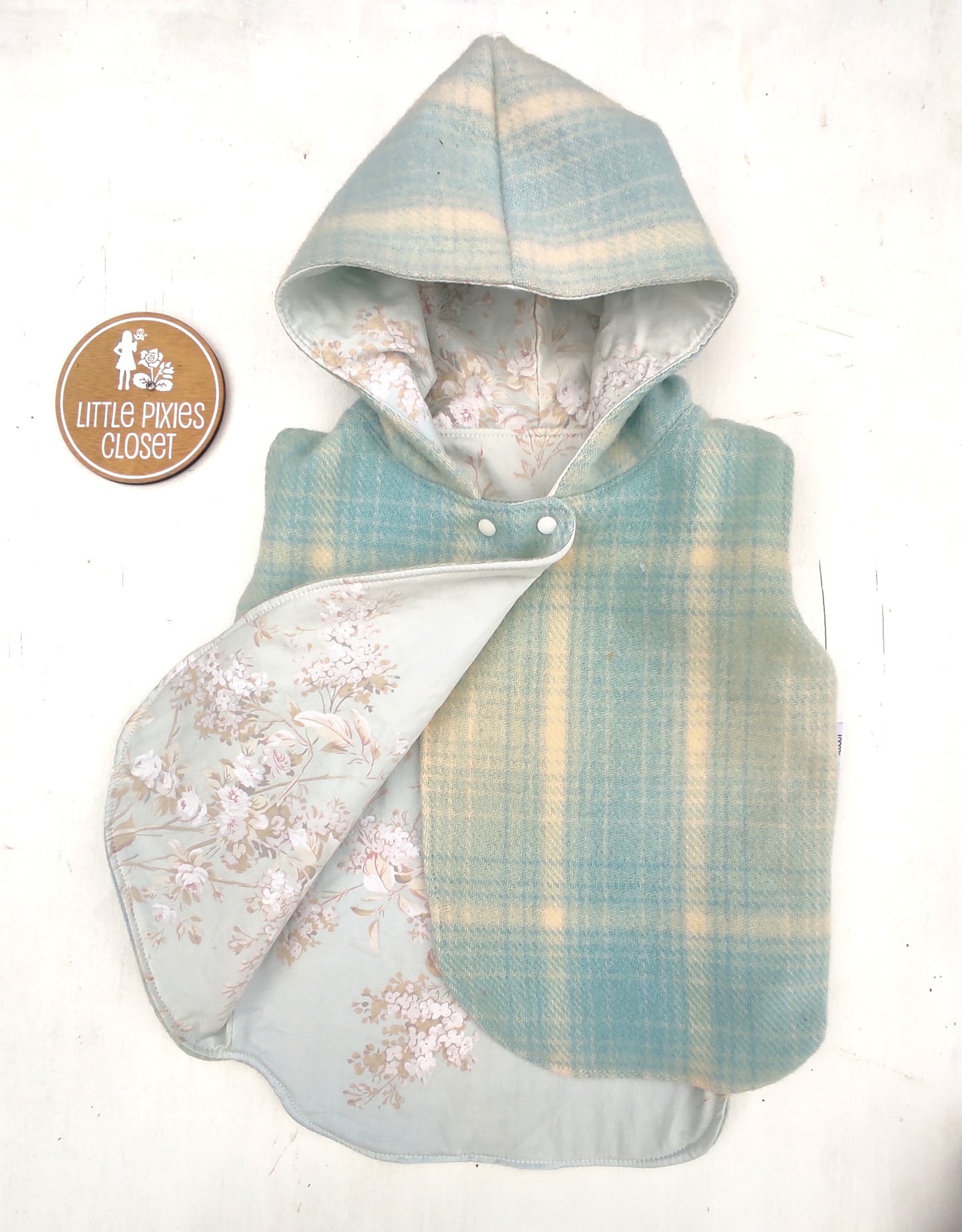 Reversible Pixie Vest - Minty Floral image 1