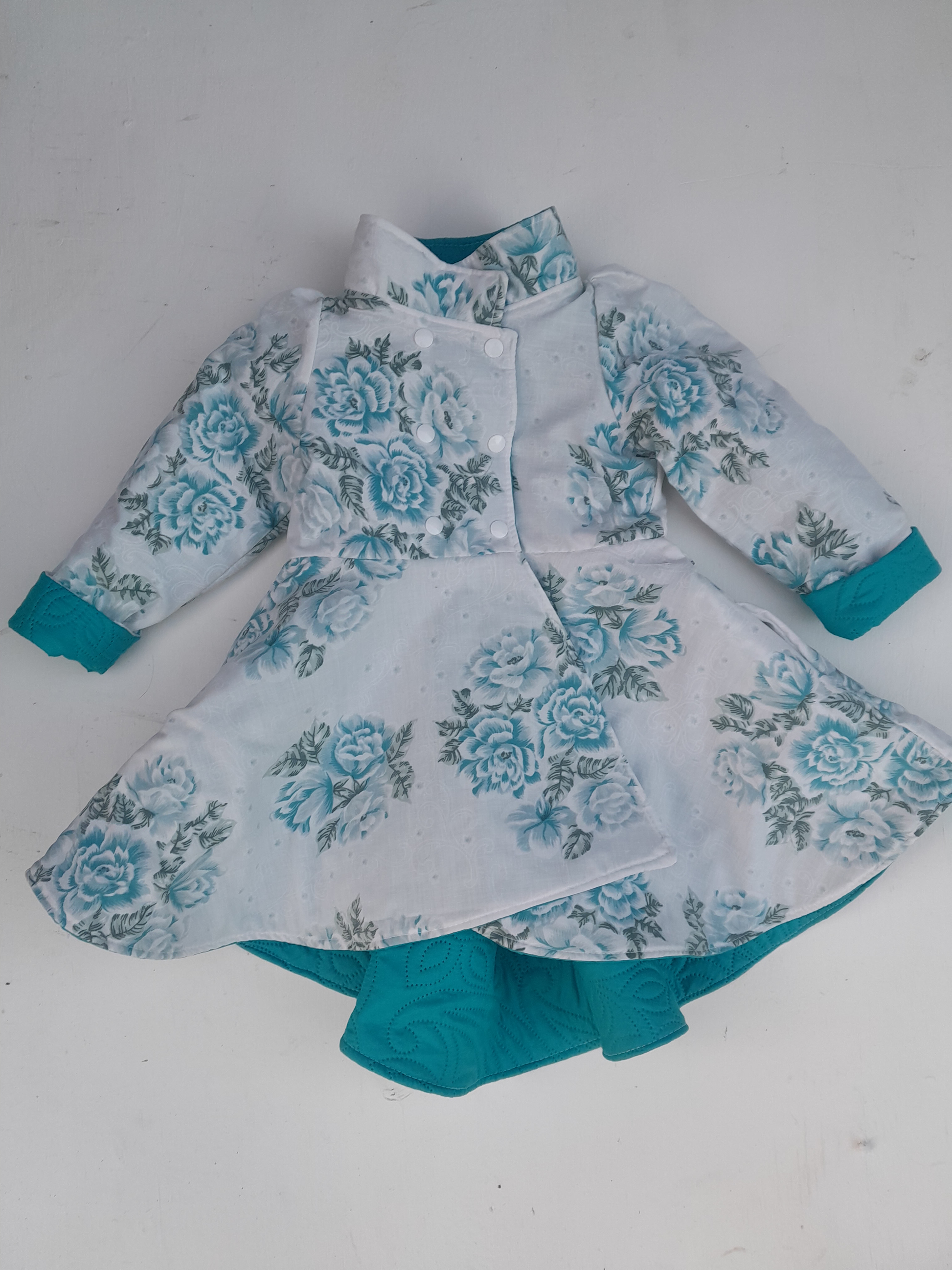 Dutchess Coat image 3