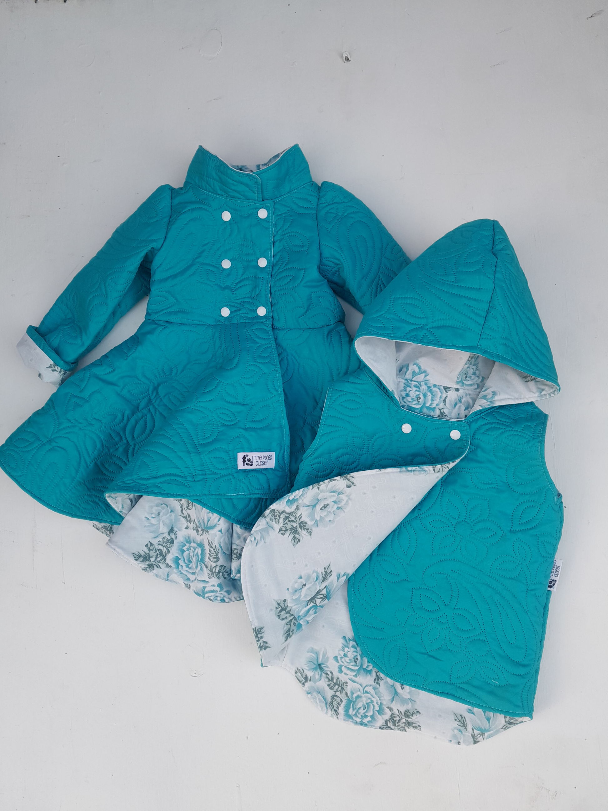 Dutchess Coat image 5
