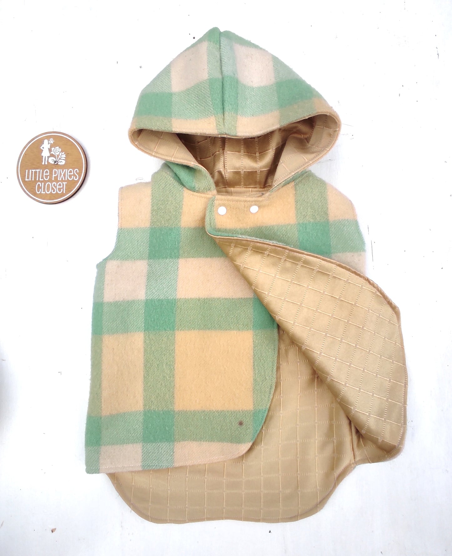 Reversible Pixie Vest - Gold & Green image 2