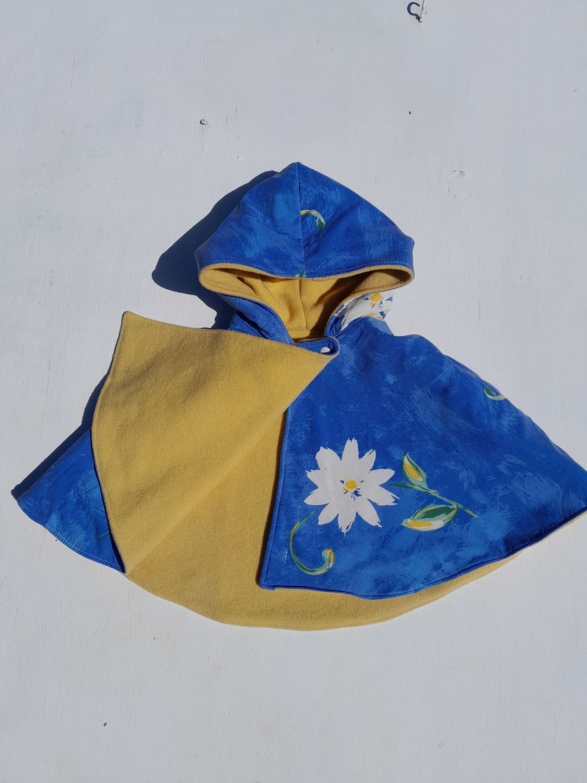 Pixie Cape - Yellow image 0