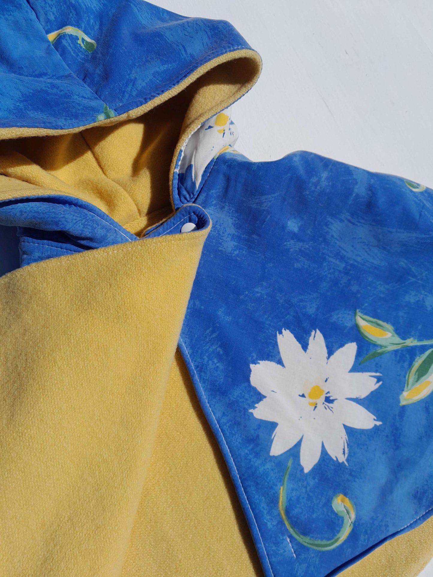 Pixie Cape - Yellow image 4