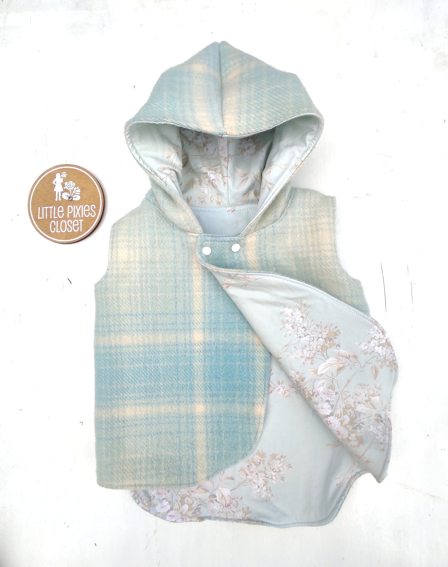 Reversible Pixie Vest - Minty Floral image 2